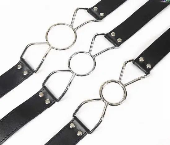 “探索s属性的深度魅力：如何在BDSM中找到真正的自我” 一