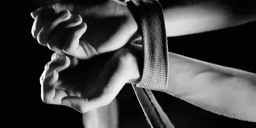 “BDSM入圈”前的诱惑与警惕，你准备好了吗？ 一